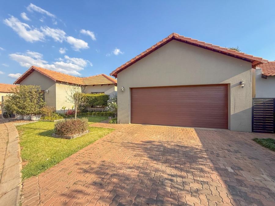 3 Bedroom Property for Sale in Melodie North West